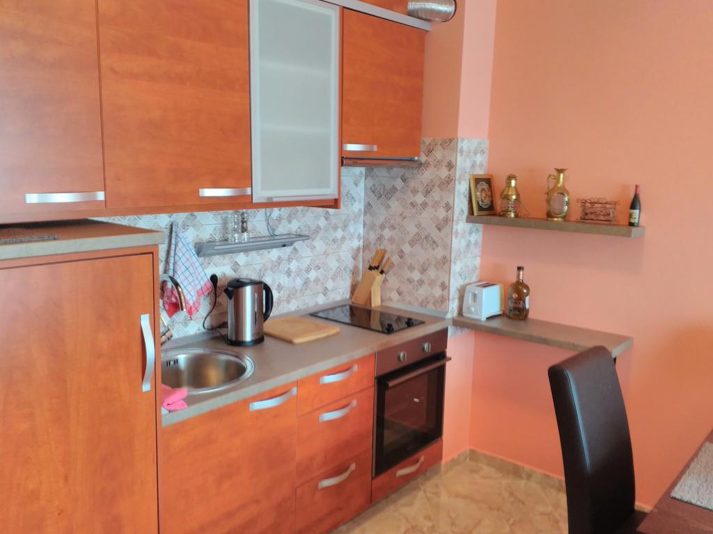 Apartment Sea Space Dobra Voda Ngoại thất bức ảnh