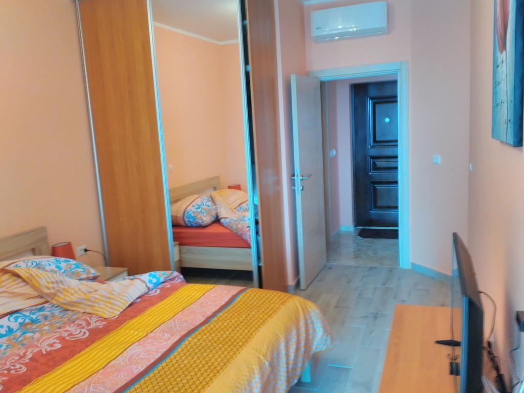 Apartment Sea Space Dobra Voda Ngoại thất bức ảnh